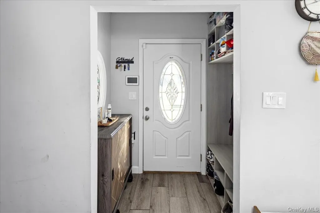 2 Violet Lane Levittown NY 11756