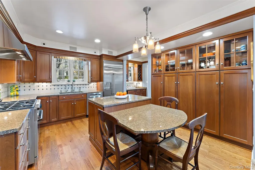 11 Rectory Lane Scarsdale NY 10583