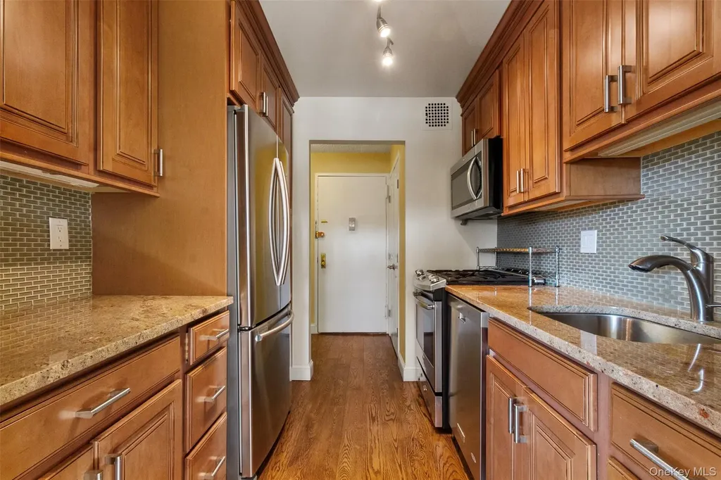 100 Diplomat Drive Mount Kisco NY 10549