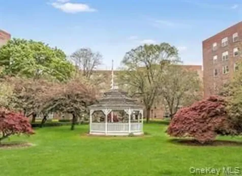 220 Pelham Road New Rochelle NY 10805