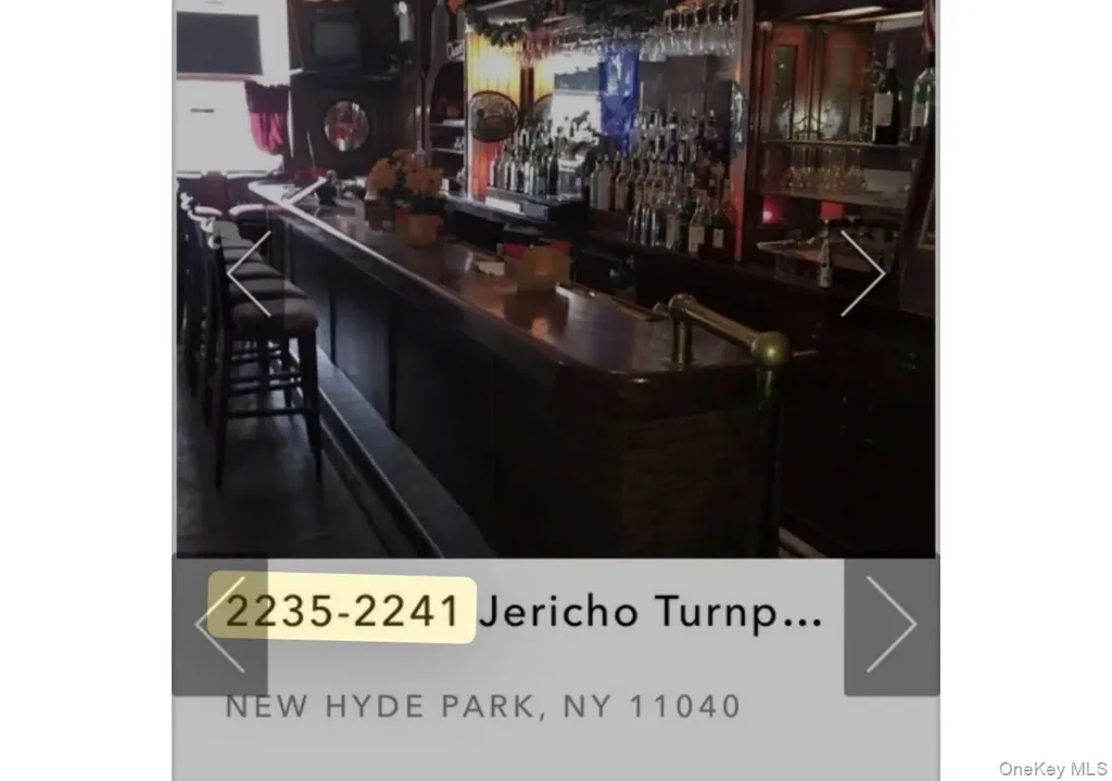 2235 Jericho Turnpike New Hyde Park NY 11040