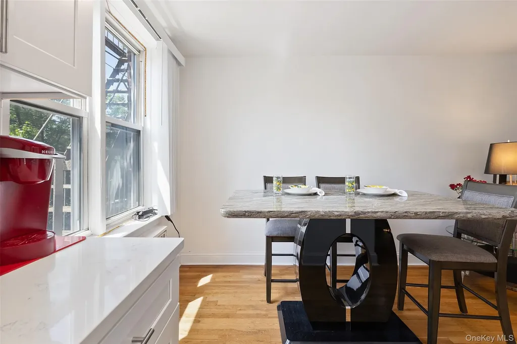 205 E 238th Street Bronx NY 10470