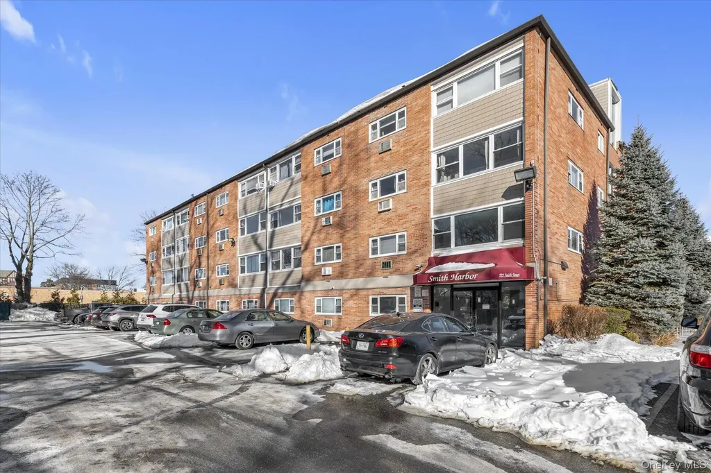 222 Smith Street Freeport NY 11520