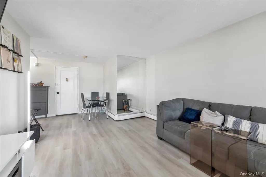 222 Smith Street Freeport NY 11520