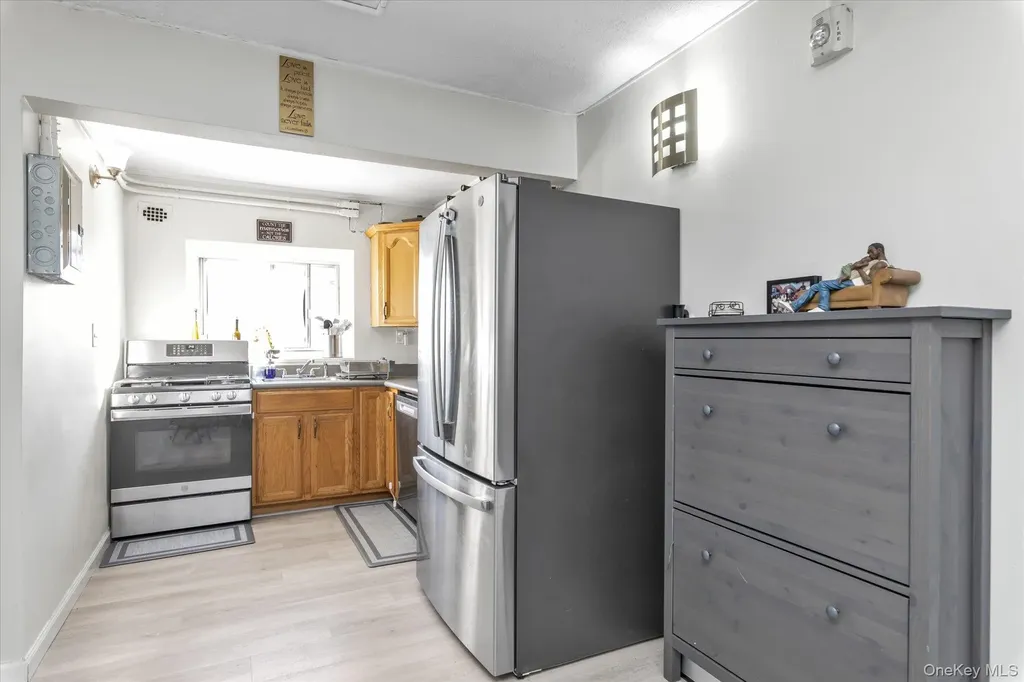 222 Smith Street Freeport NY 11520