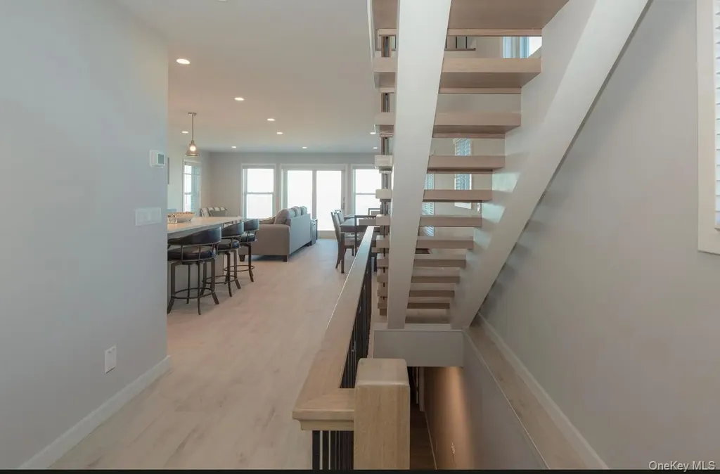 15A Oakhurst Road Hampton Bays NY 11946