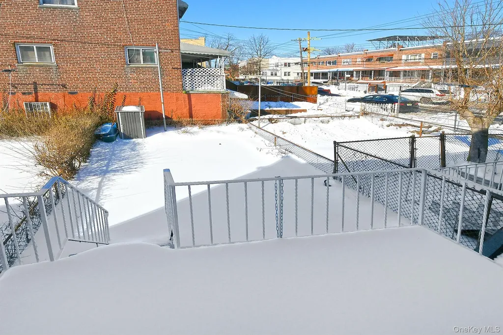 3617 Laconia Avenue Bronx NY 10469