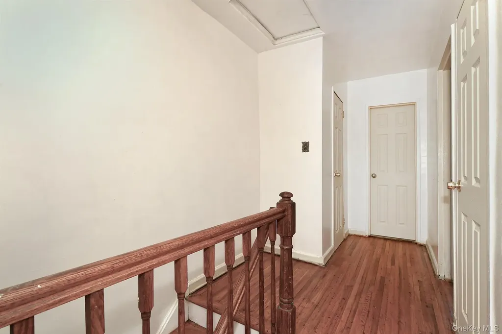 3617 Laconia Avenue Bronx NY 10469