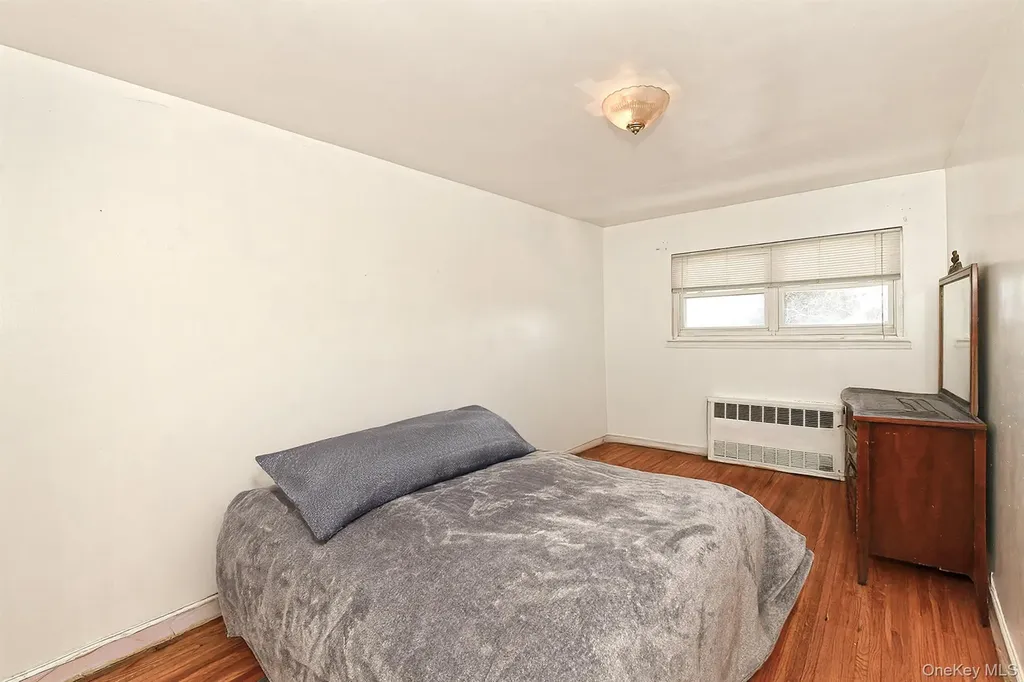 3617 Laconia Avenue Bronx NY 10469