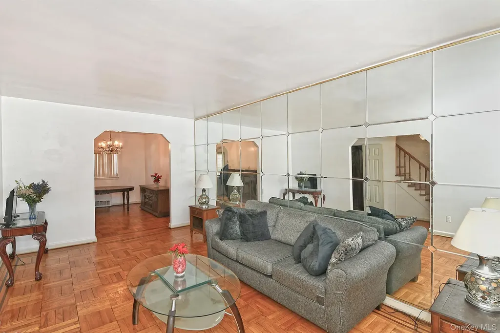 3617 Laconia Avenue Bronx NY 10469