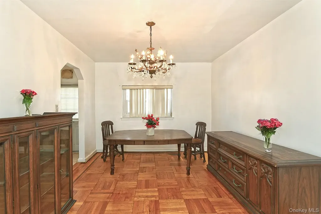 3617 Laconia Avenue Bronx NY 10469