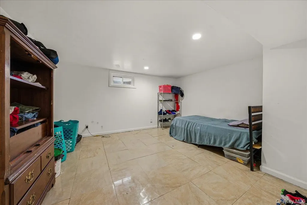 12866 238th Street Rosedale NY 11422