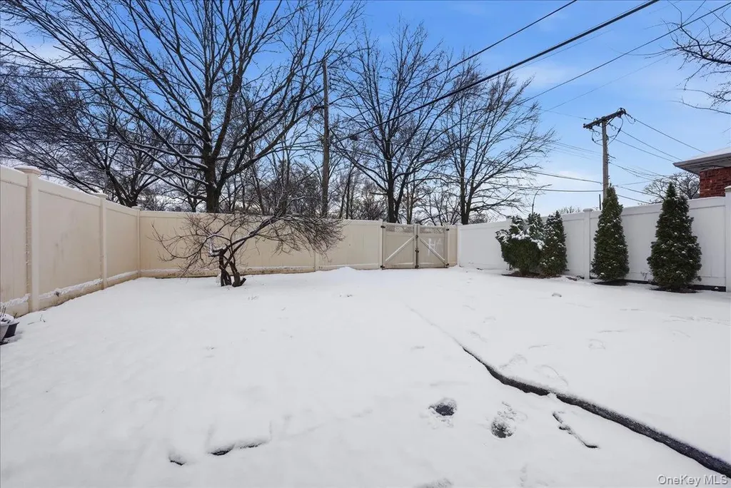 12866 238th Street Rosedale NY 11422