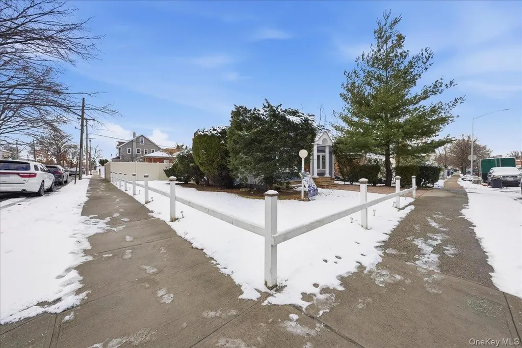 12866 238th Street Rosedale NY 11422