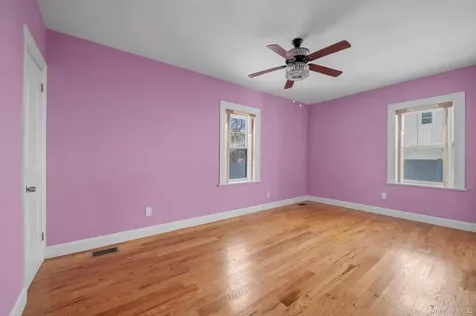 109-39 194th Street Saint Albans NY 11412