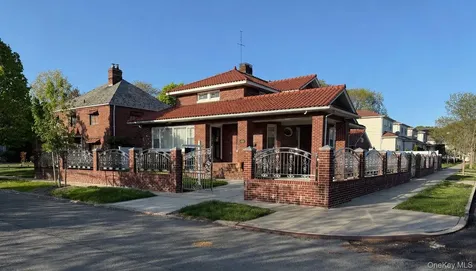 109-39 194th Street Saint Albans NY 11412