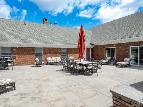 109 Mamaroneck Road Scarsdale NY 10583