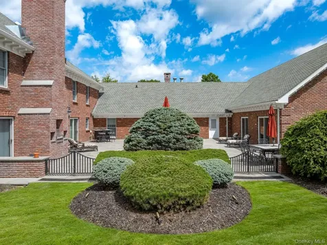 109 Mamaroneck Road Scarsdale NY 10583