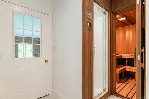 109 Mamaroneck Road Scarsdale NY 10583