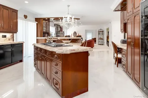 109 Mamaroneck Road Scarsdale NY 10583