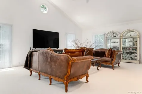 109 Mamaroneck Road Scarsdale NY 10583