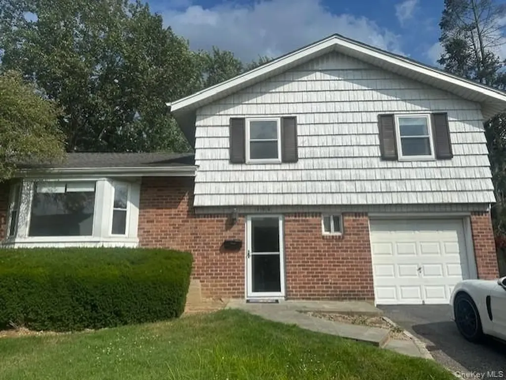 103 Wayne Street Jericho NY 11753