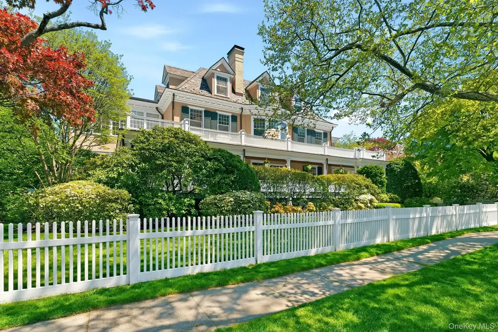 75 Prospect Avenue Larchmont NY 10538