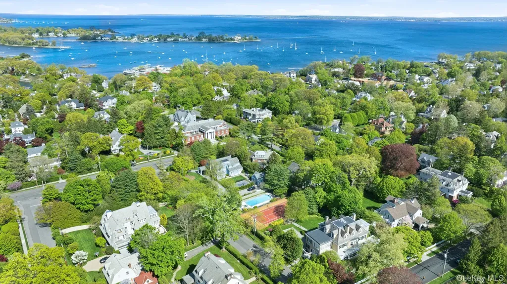 75 Prospect Avenue Larchmont NY 10538