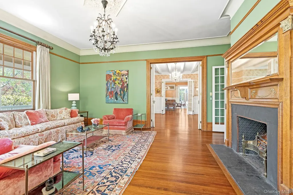 75 Prospect Avenue Larchmont NY 10538