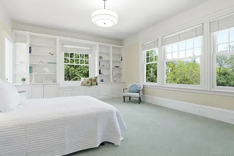 75 Prospect Avenue Larchmont NY 10538