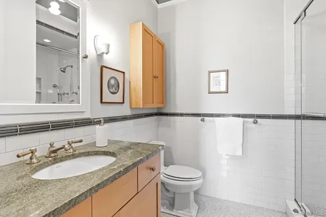 75 Prospect Avenue Larchmont NY 10538