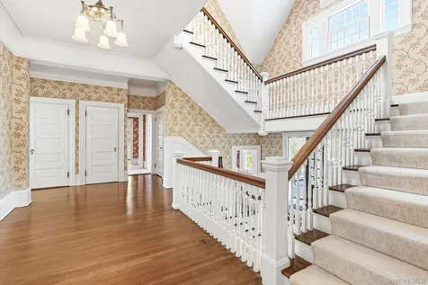75 Prospect Avenue Larchmont NY 10538