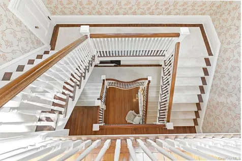 75 Prospect Avenue Larchmont NY 10538