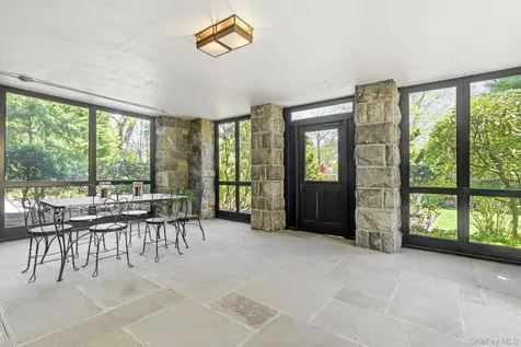 75 Prospect Avenue Larchmont NY 10538