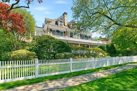 75 Prospect Avenue Larchmont NY 10538