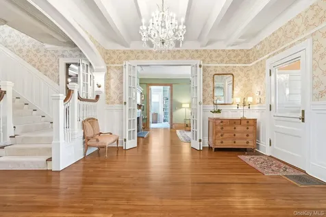 75 Prospect Avenue Larchmont NY 10538