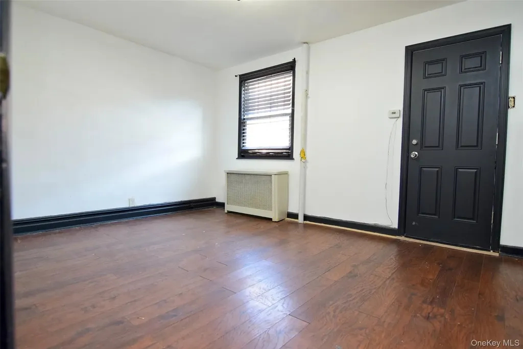 4224 Edson Avenue Bronx NY 10466