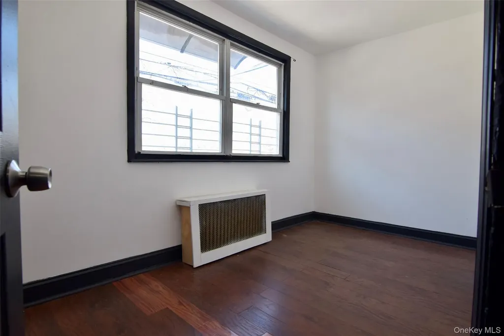 4224 Edson Avenue Bronx NY 10466
