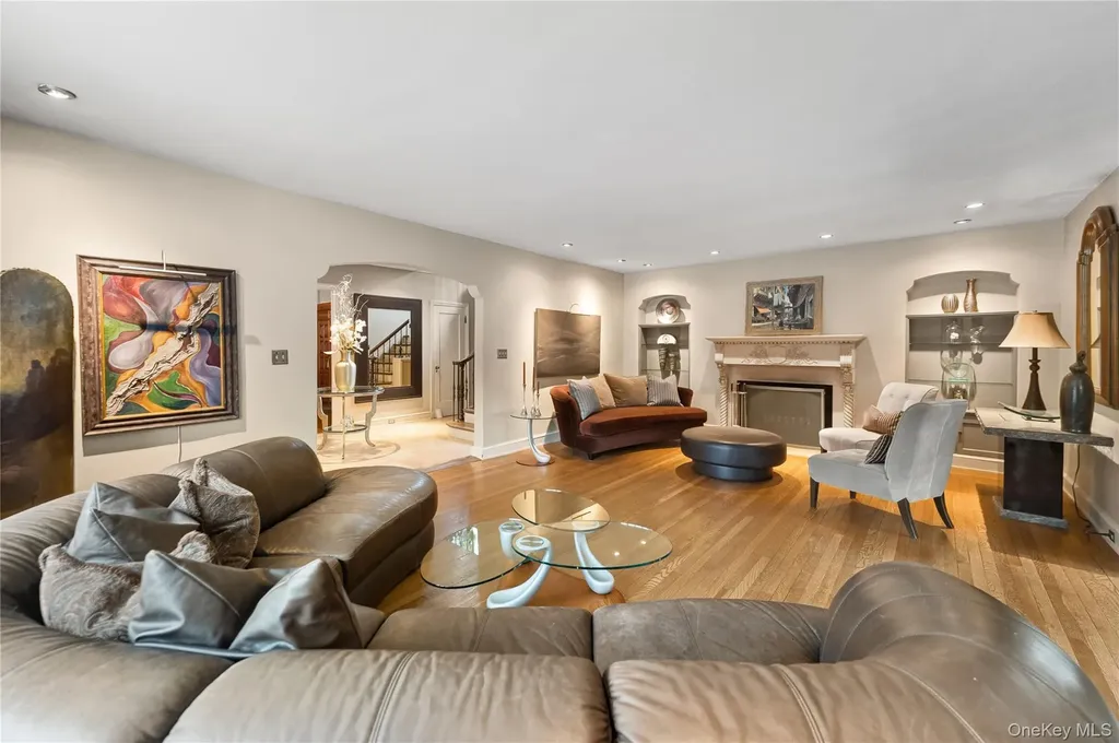 6 White Plains Road Bronxville NY 10708