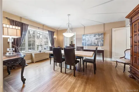 6 White Plains Road Bronxville NY 10708