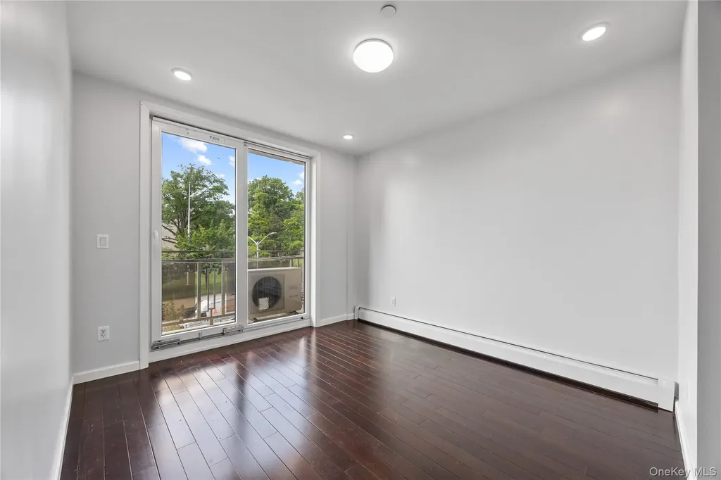 138-12 Northern Boulevard Flushing NY 11354