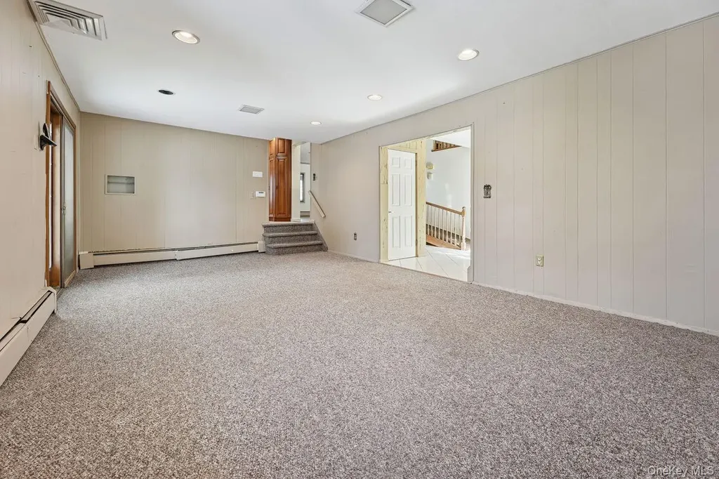 36 Winesap Lane Monsey NY 10952