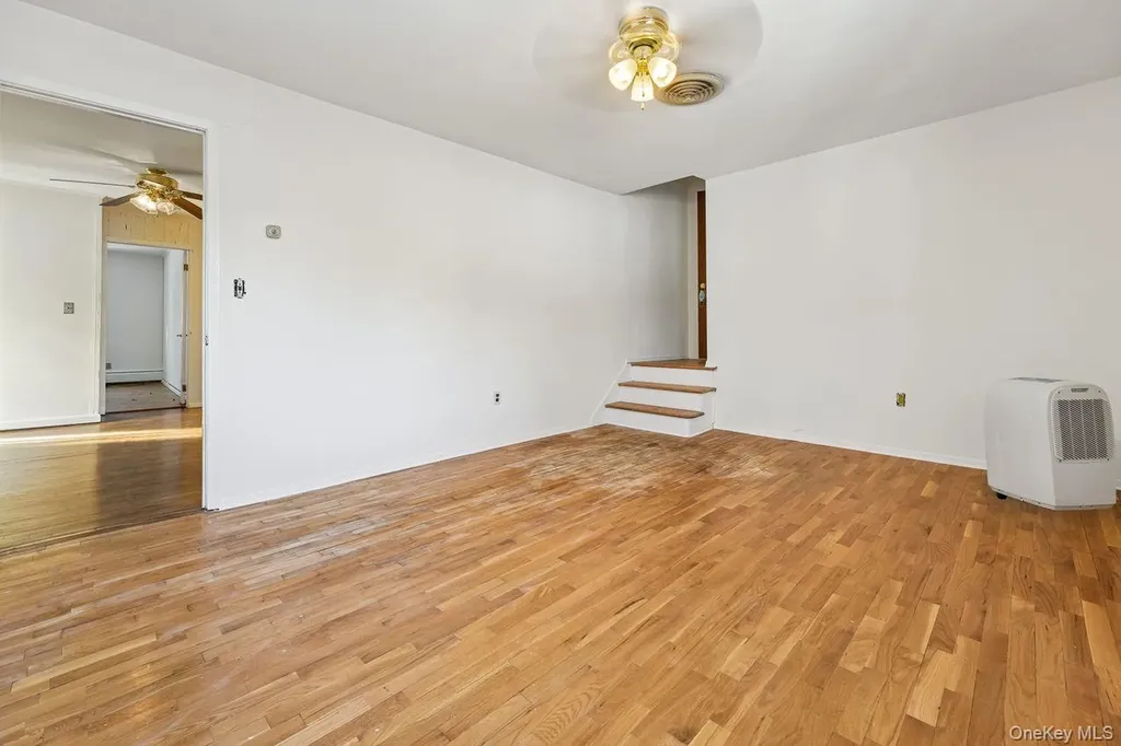 36 Winesap Lane Monsey NY 10952