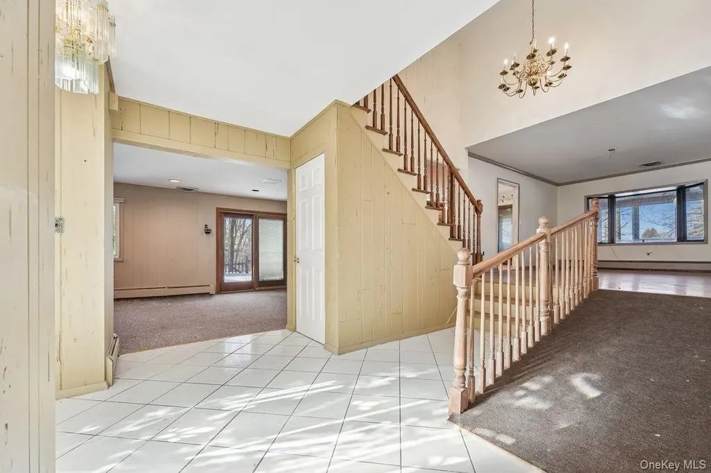 36 Winesap Lane Monsey NY 10952