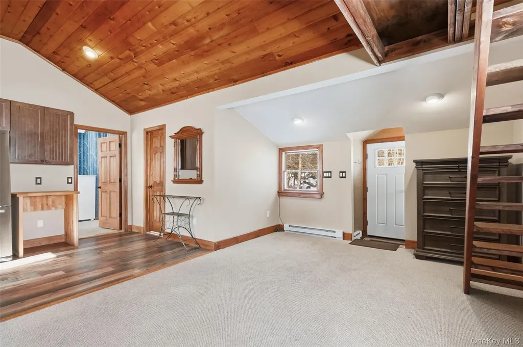 19 Curry Road Mahopac NY 10541