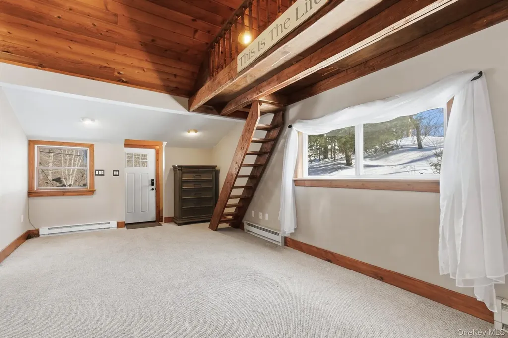 19 Curry Road Mahopac NY 10541