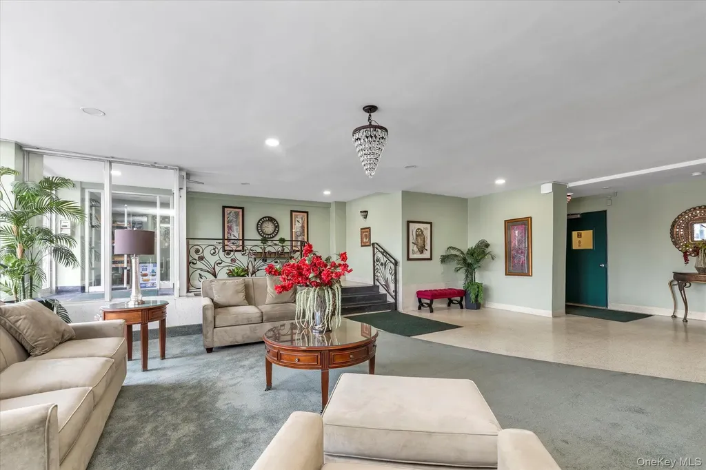 504 Merrick Road Lynbrook NY 11563