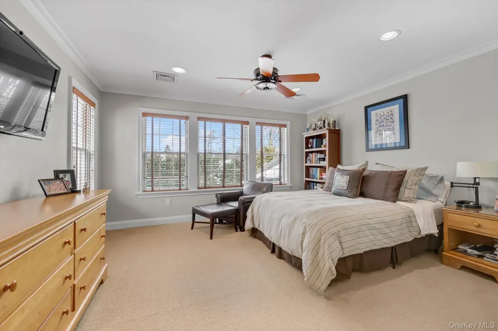 233 Everit Avenue Hewlett Harbor NY 11557