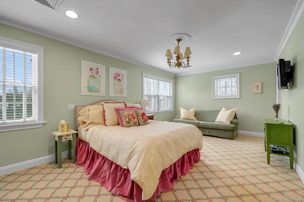 233 Everit Avenue Hewlett Harbor NY 11557
