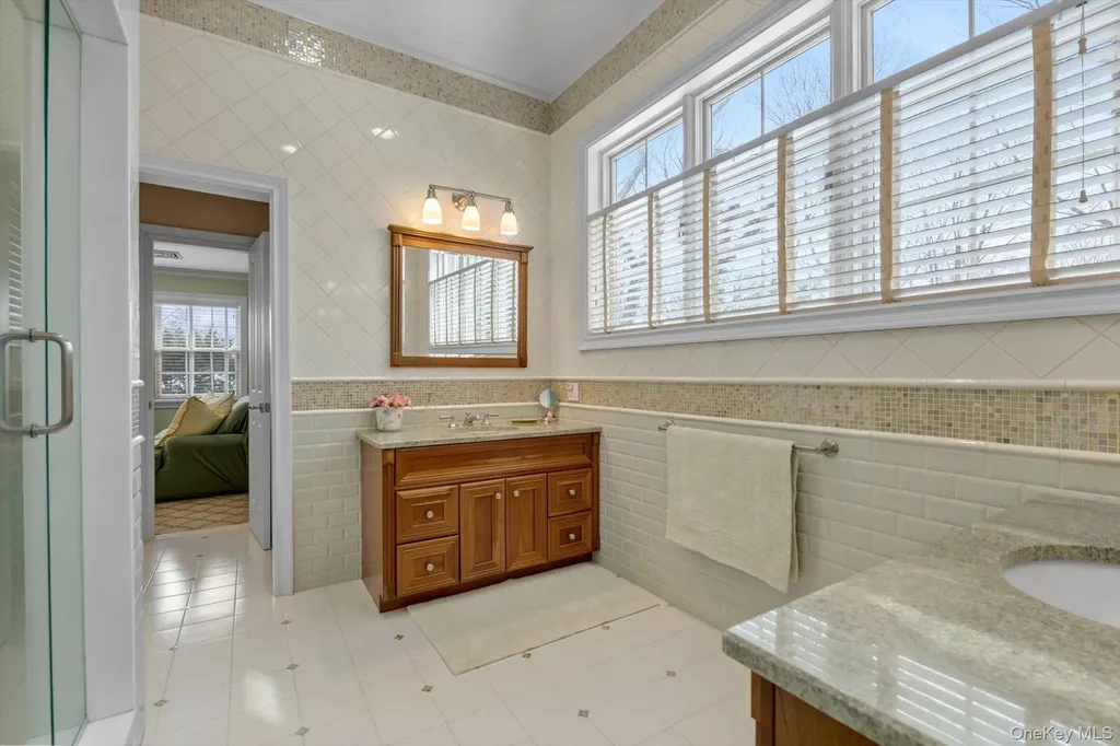 233 Everit Avenue Hewlett Harbor NY 11557